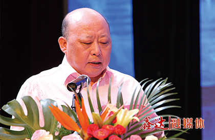 <p>1月，将2019年确定为&ldquo;强基固柢年&rdquo;之关键提升年，以&ldquo;强基固柢&rdquo;为主基调，以人为本抓管理，精品项目促转型，精益创新强品质，绿色文化树形象，改善经营提效益，创造UG环球官网集团更大的新的奇迹； 1月10日下午，环球UG官网-会员注册-游戏登录2018年度总结表彰暨2019年工作部署大会在云南腾冲世纪金源大酒店隆重举行，对集团2018&ldquo;强基固柢&rdquo;年取得的各项成果进行了全面总结，对2019年的生产经营工作进行整体部署，为集团新一年的发展指明了方向；</p>
<p>3月，更名为&ldquo;河北UG环球官网钢铁集团有限公司&rdquo;；</p>
<p>7月，环球UG官网-会员注册-游戏登录2019年上半年工作总结表彰暨工作再动员大会在吉林省东丰县隆重举行，通过总结上半年工作并对先进集体的表彰，激励先进员工，为广大员工树立榜样，形成奋勇争先的工作氛围；</p>
<p>9月，辽宁京东管业有限公司450m&sup3;高炉成功点火；</p>
<p>11月，110MW超高温亚临界煤气发电项目成功并网发电，为集团创造了可观的经济效益和社会效益。</p>