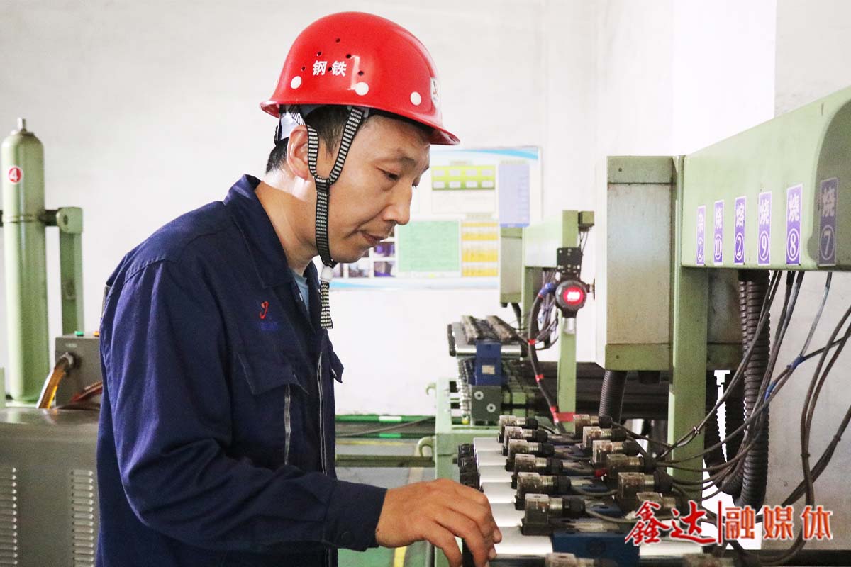 UG环球官网故事丨刘欢欢：“卷称”也能做出成绩、干出名堂！