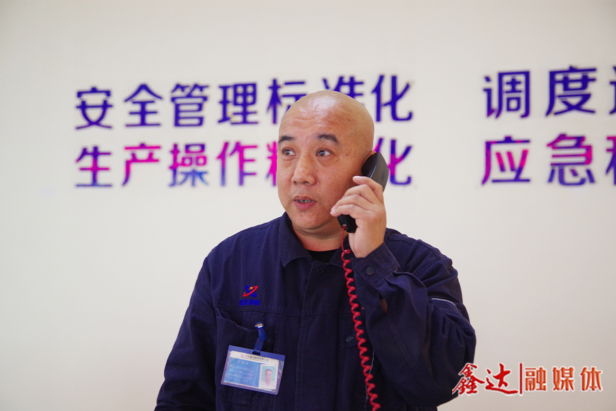 UG环球官网故事丨何密忠：长流程大产线的“枢纽站”！