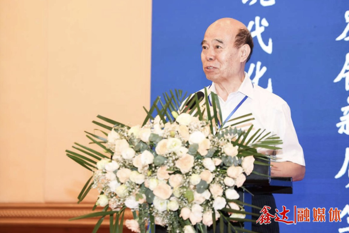 贾银松：绿色转型 创新驱动 向“新”而行 持续推进钢铁工业高质量发展