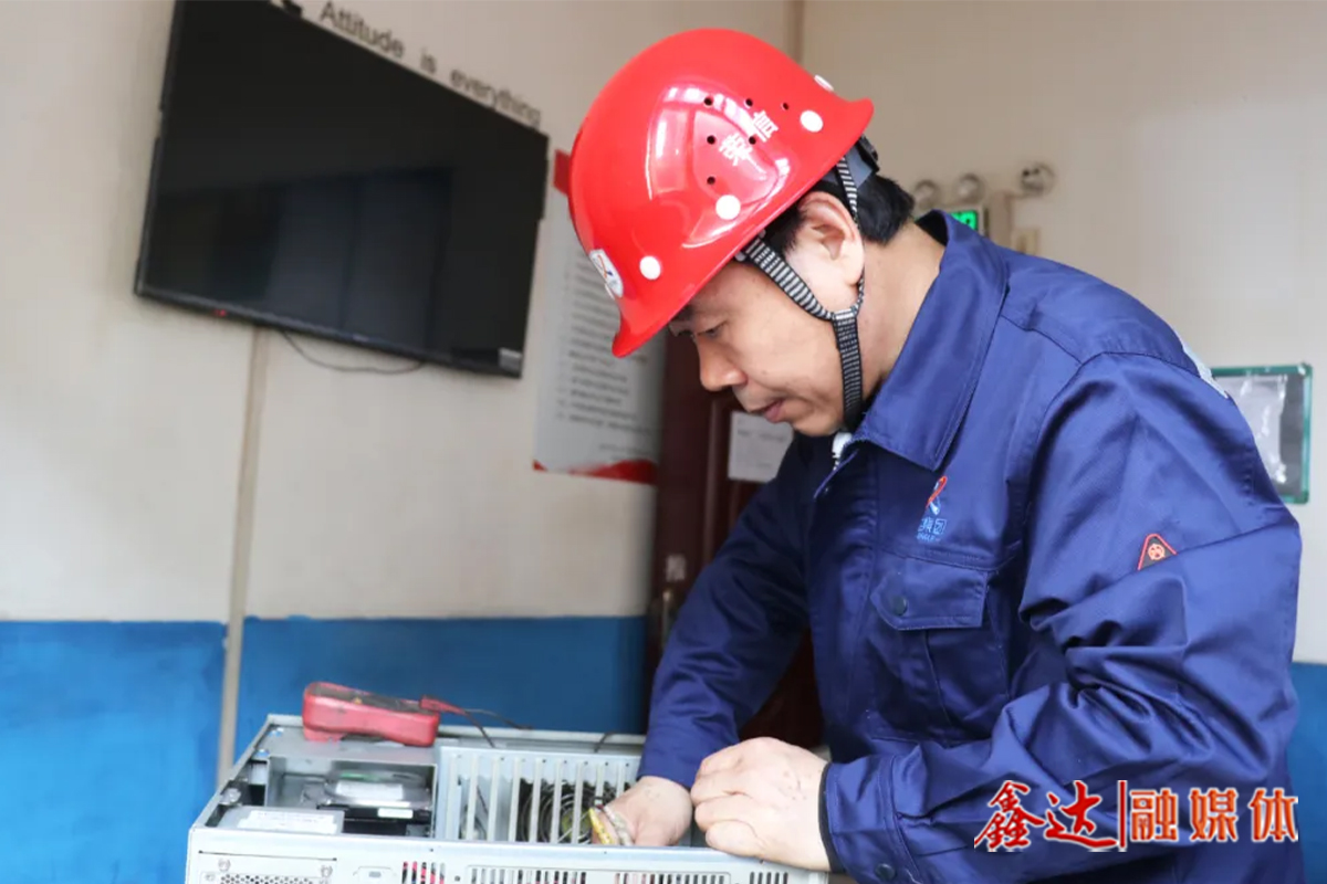 UG环球官网故事丨张友良：把爱好变成职业，摸透自动化程序的“喜怒哀乐”！