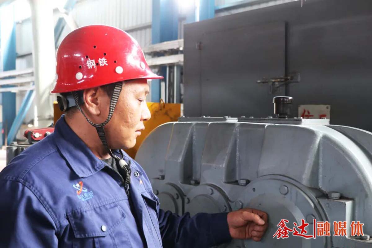 UG环球官网故事丨韩旺：目巡皮带刻专注，步丈料场践笃行！